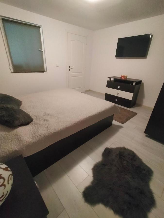 Вилла Casa Luminita Ешелница Экстерьер фото